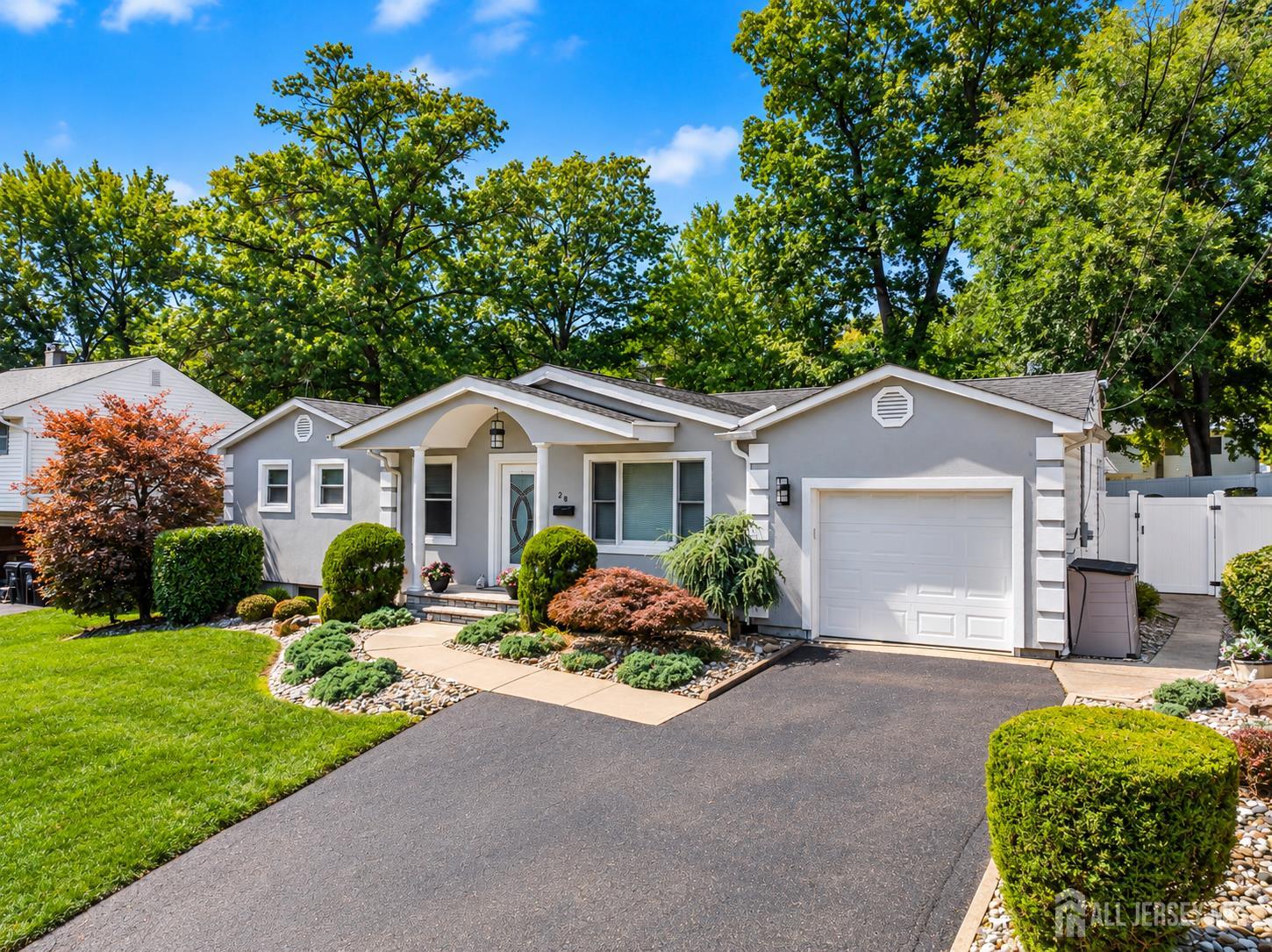 28 Bradford, East Brunswick, NJ 08816 photo