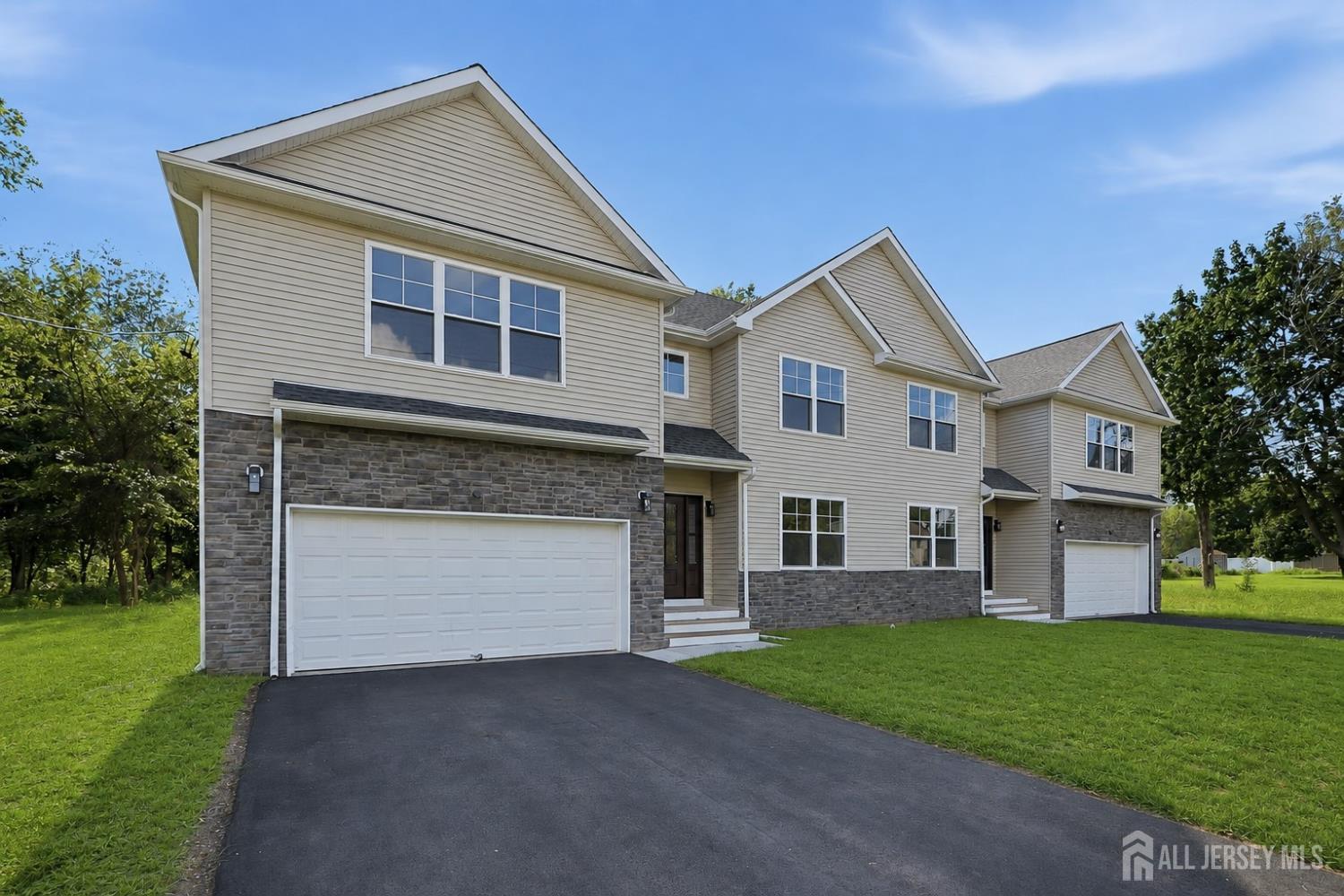 10 Delar Pkwy, Franklin Twsp, NJ 08823