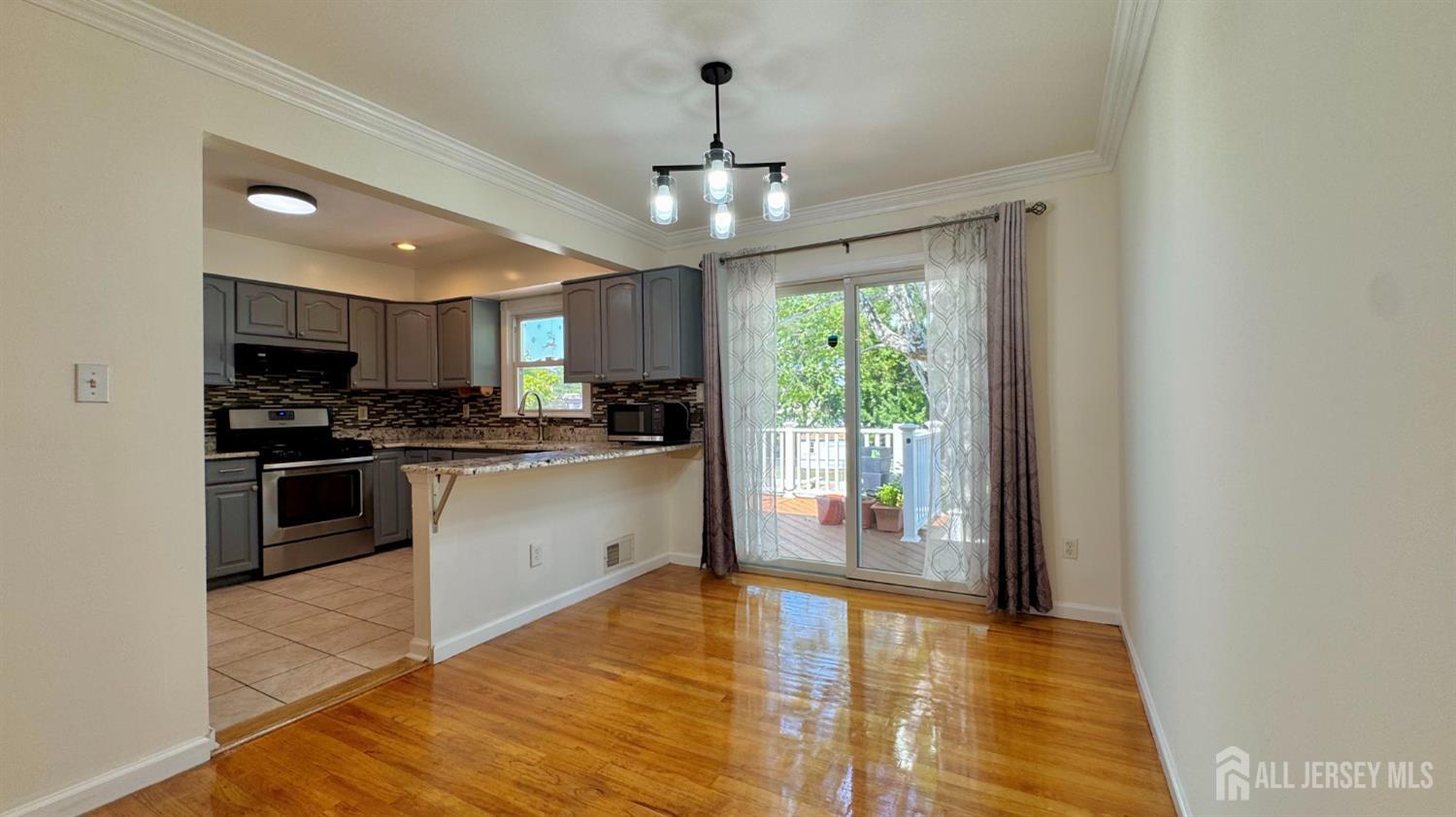 19 Library Pl, Edison, NJ 08820 photo