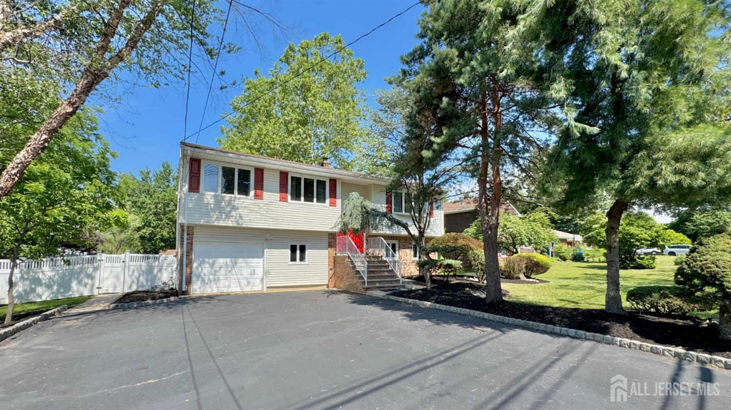 19 Library Pl, Edison, NJ 08820 photo