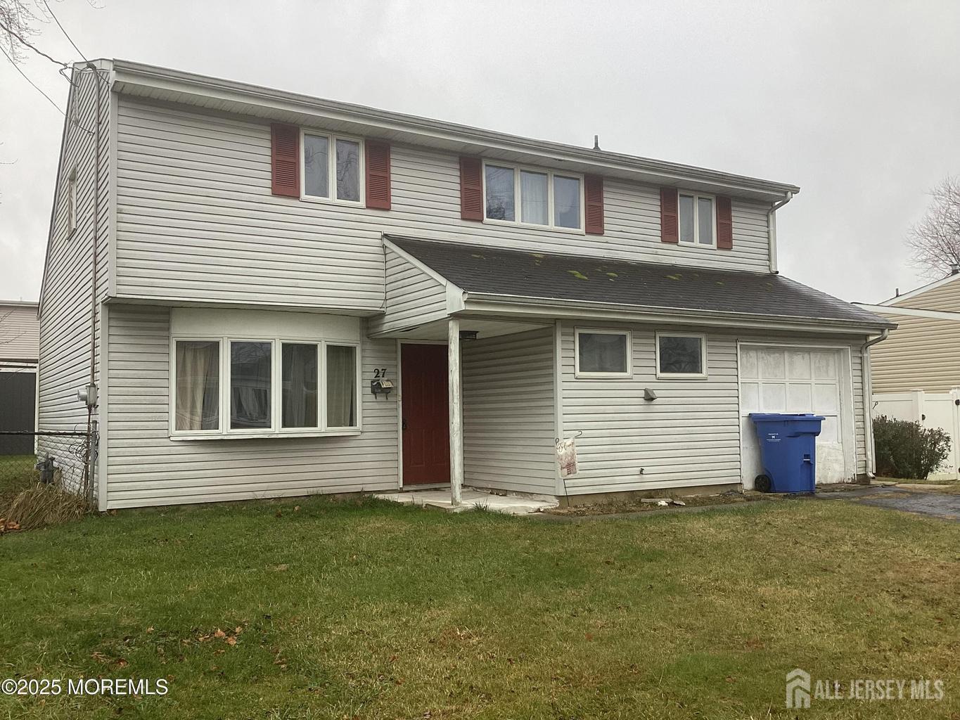 27 Mabaline Rd, Old Bridge, NJ 08857