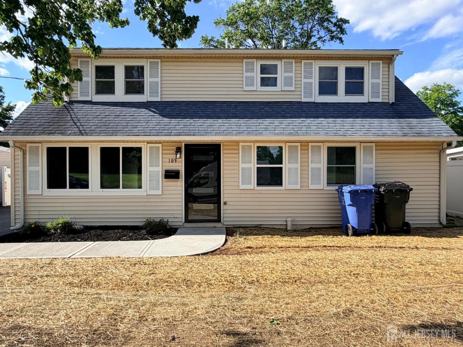 109 Arthur Pl, Iselin, NJ 08830