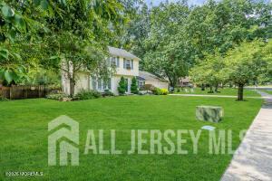 11 Dunbarton Dr, Jackson, NJ 08527 photo