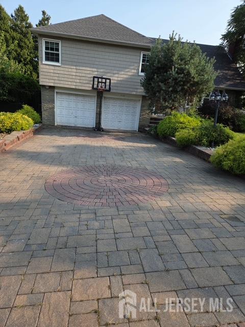 713 Roessner Dr, Union Twp, NJ 07083