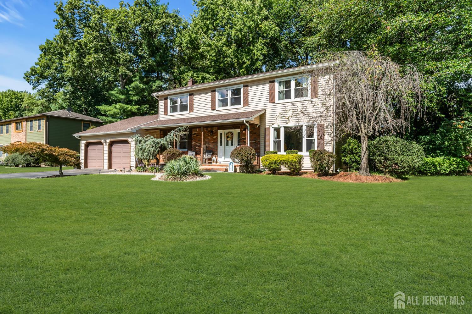 6 Mount Ct, East Brunswick, NJ 08816 photo
