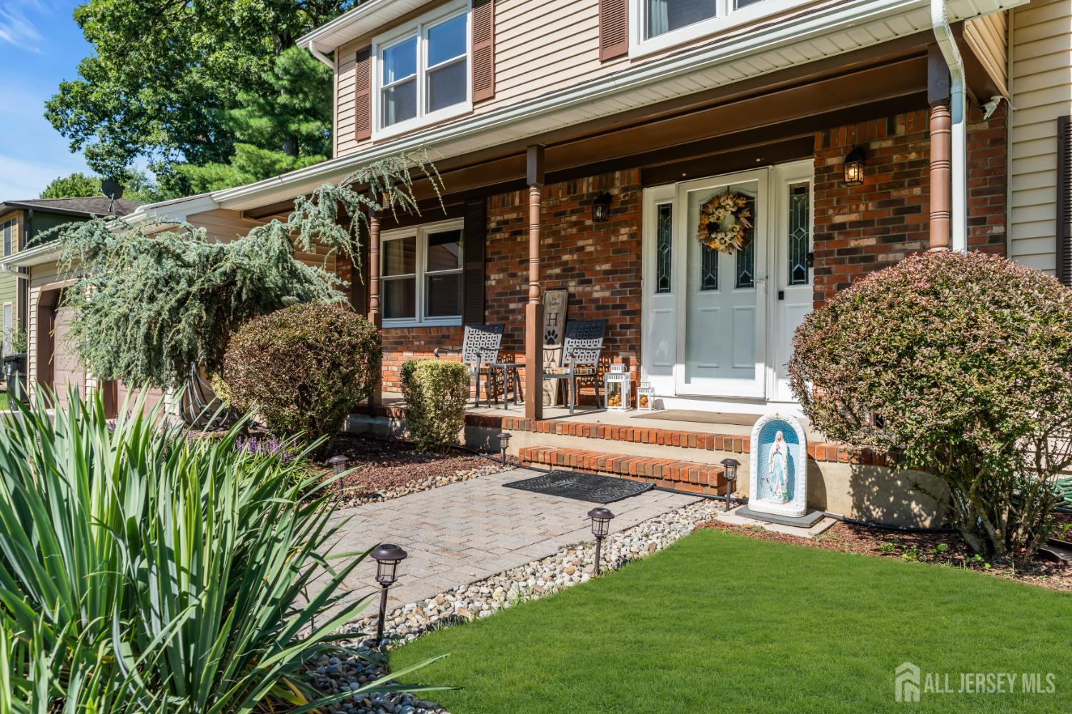 6 Mount Ct, East Brunswick, NJ 08816 photo