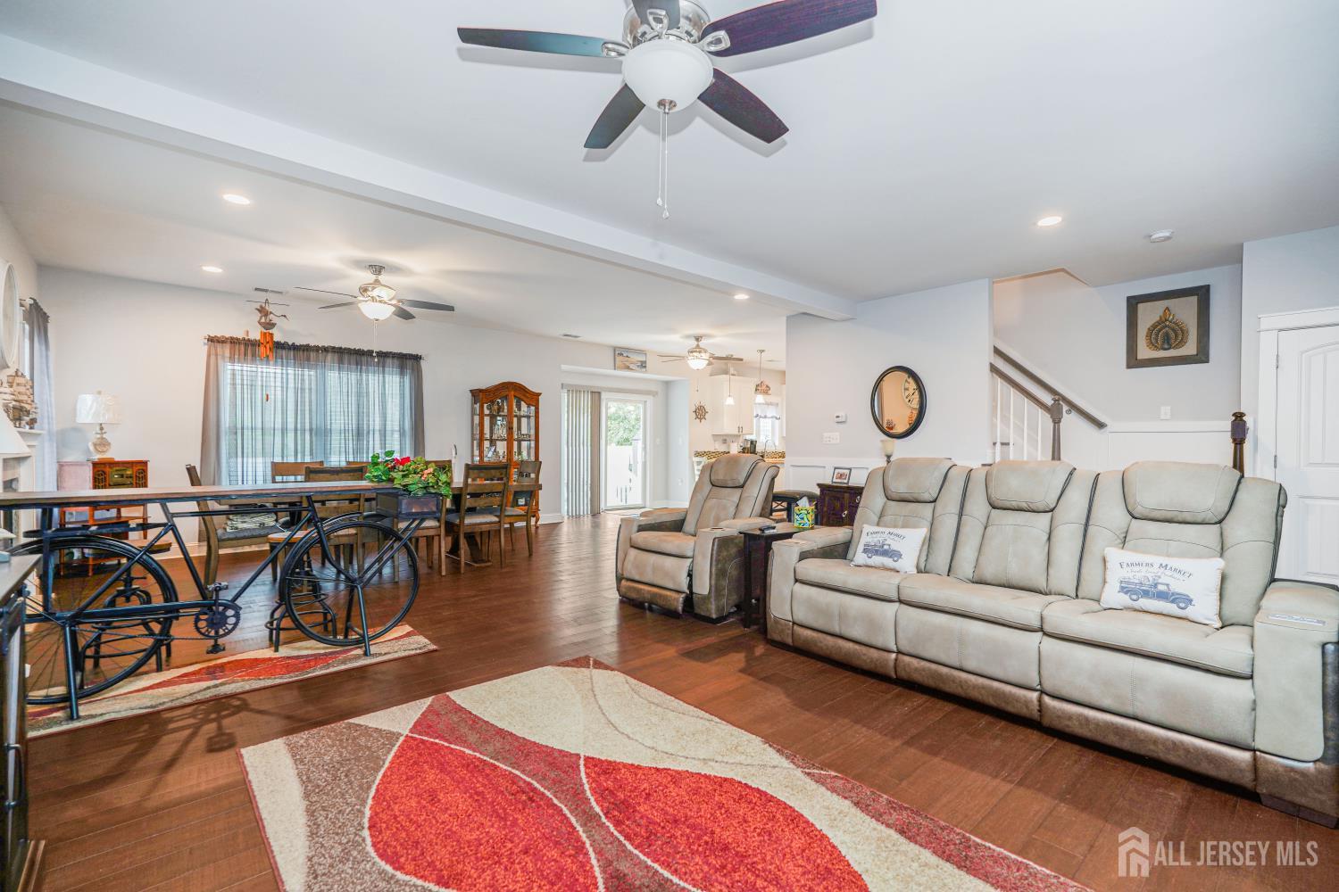 741 Beach Ave, Beachwood, NJ 08722 photo