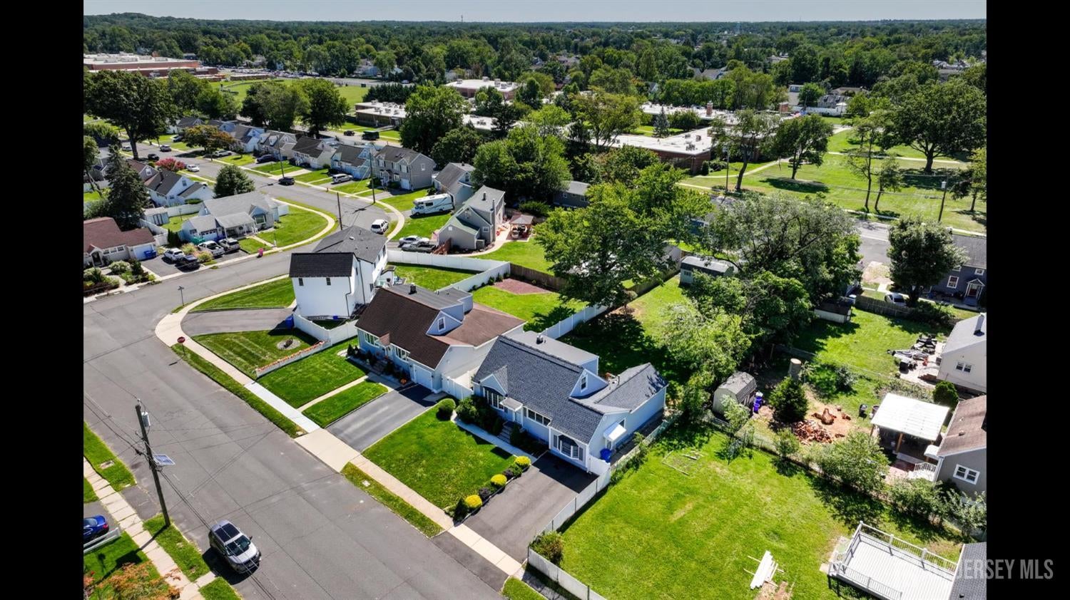 112 Madison Dr, South Plainfield, NJ 07080 photo