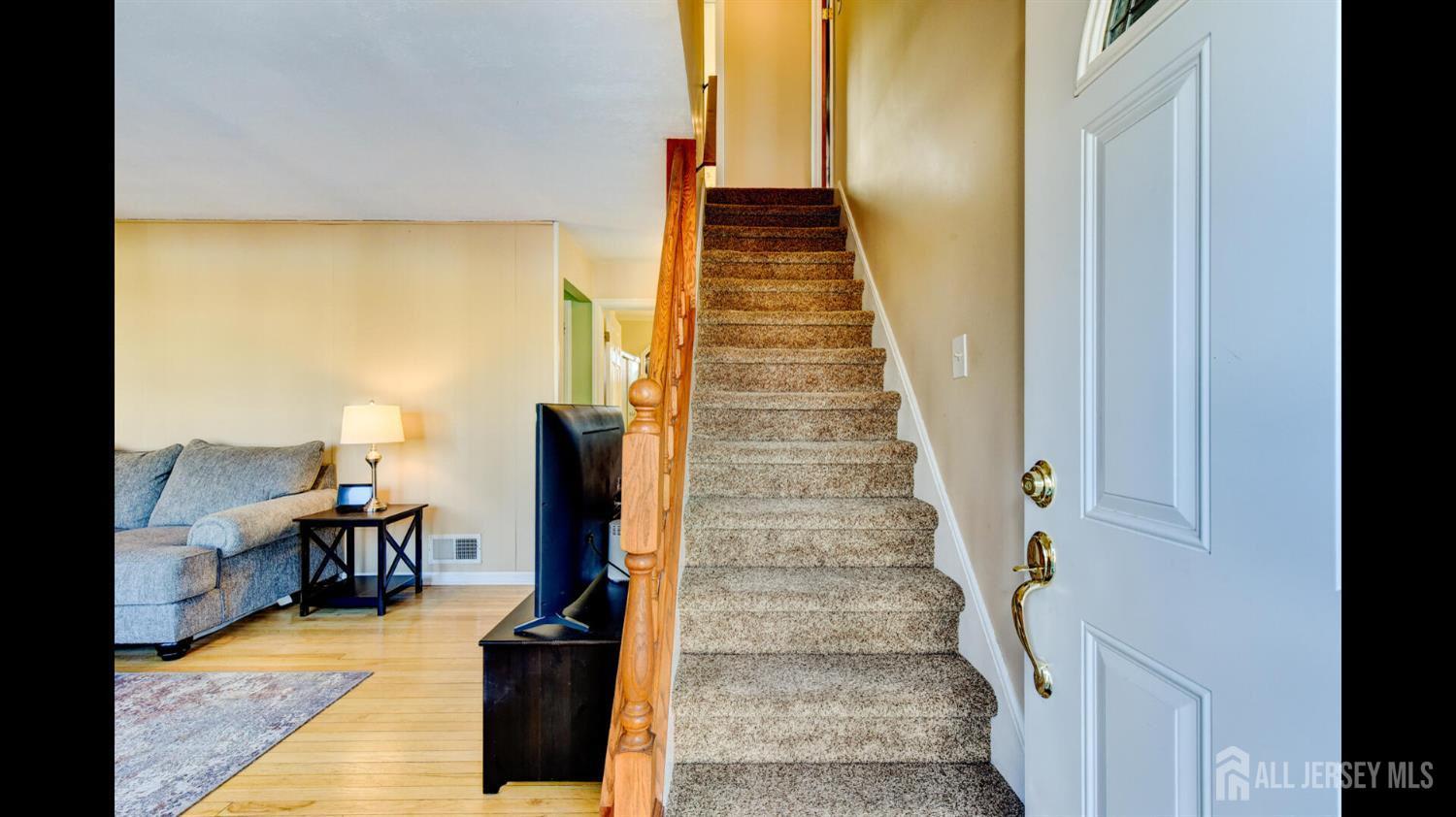 112 Madison Dr, South Plainfield, NJ 07080 photo