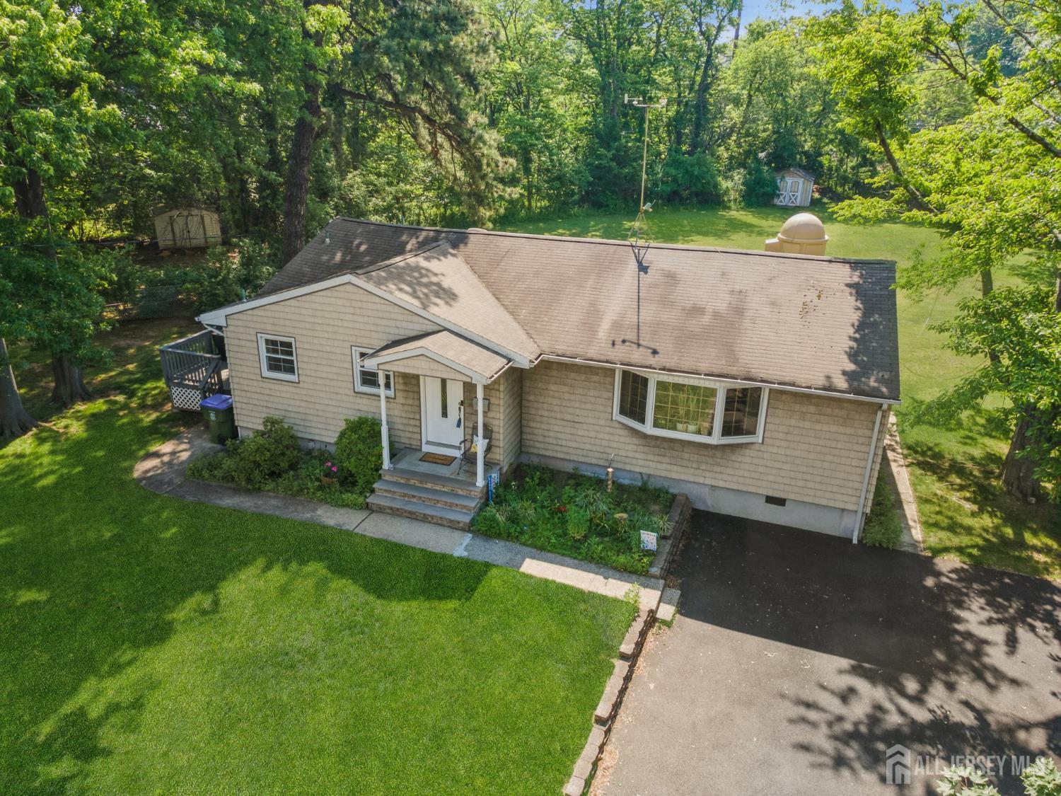 30 Rieder Rd, Edison, NJ 08817 photo