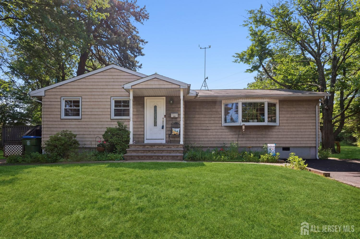 30 Rieder Rd, Edison, NJ 08817 photo