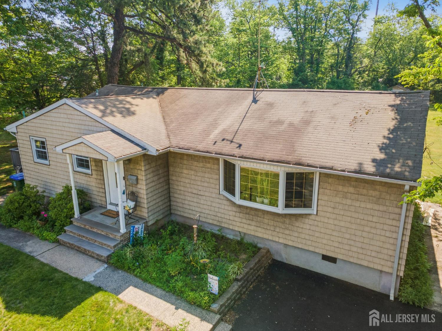 30 Rieder Rd, Edison, NJ 08817 photo
