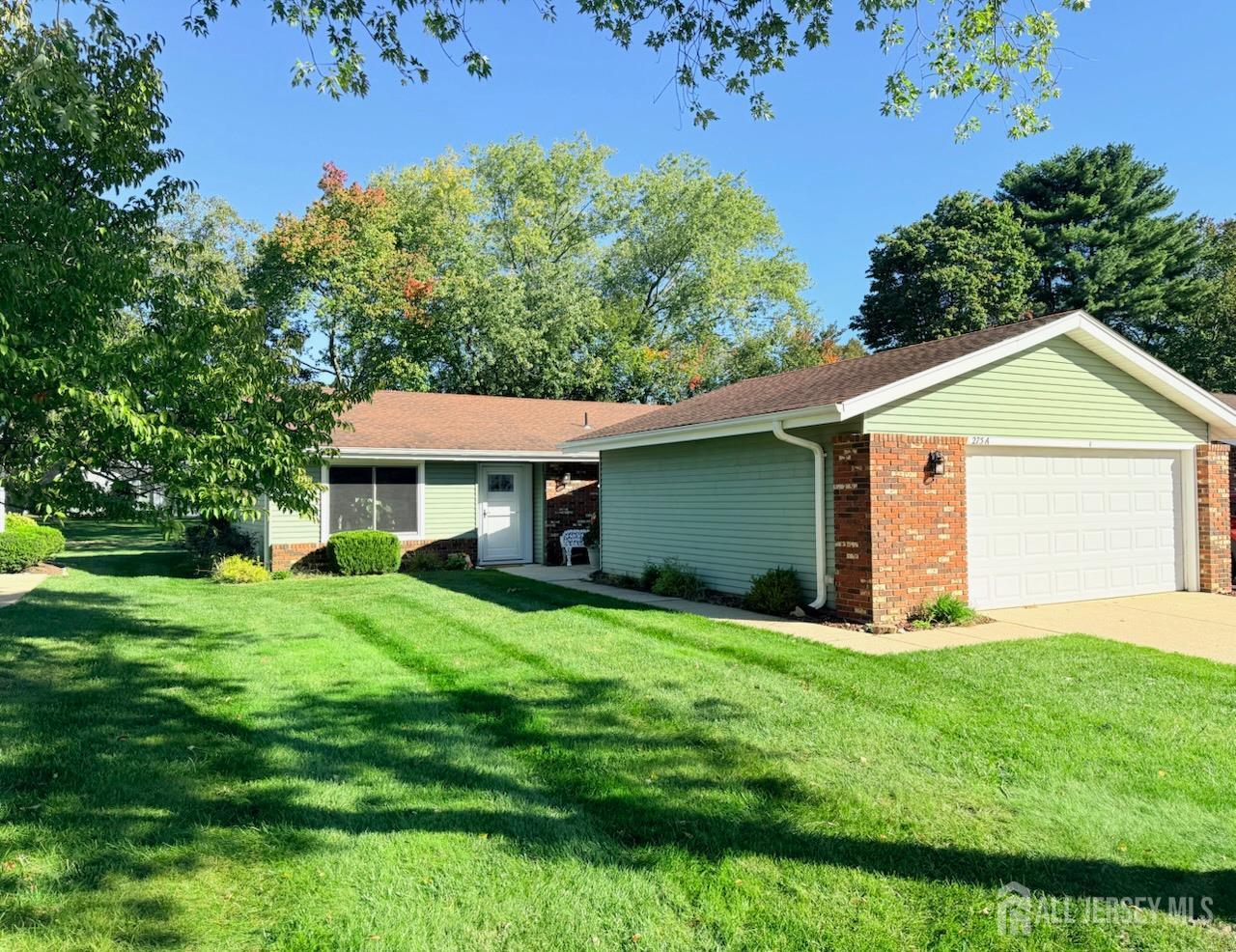 275 Convent Rd, Monroe, NJ 08831