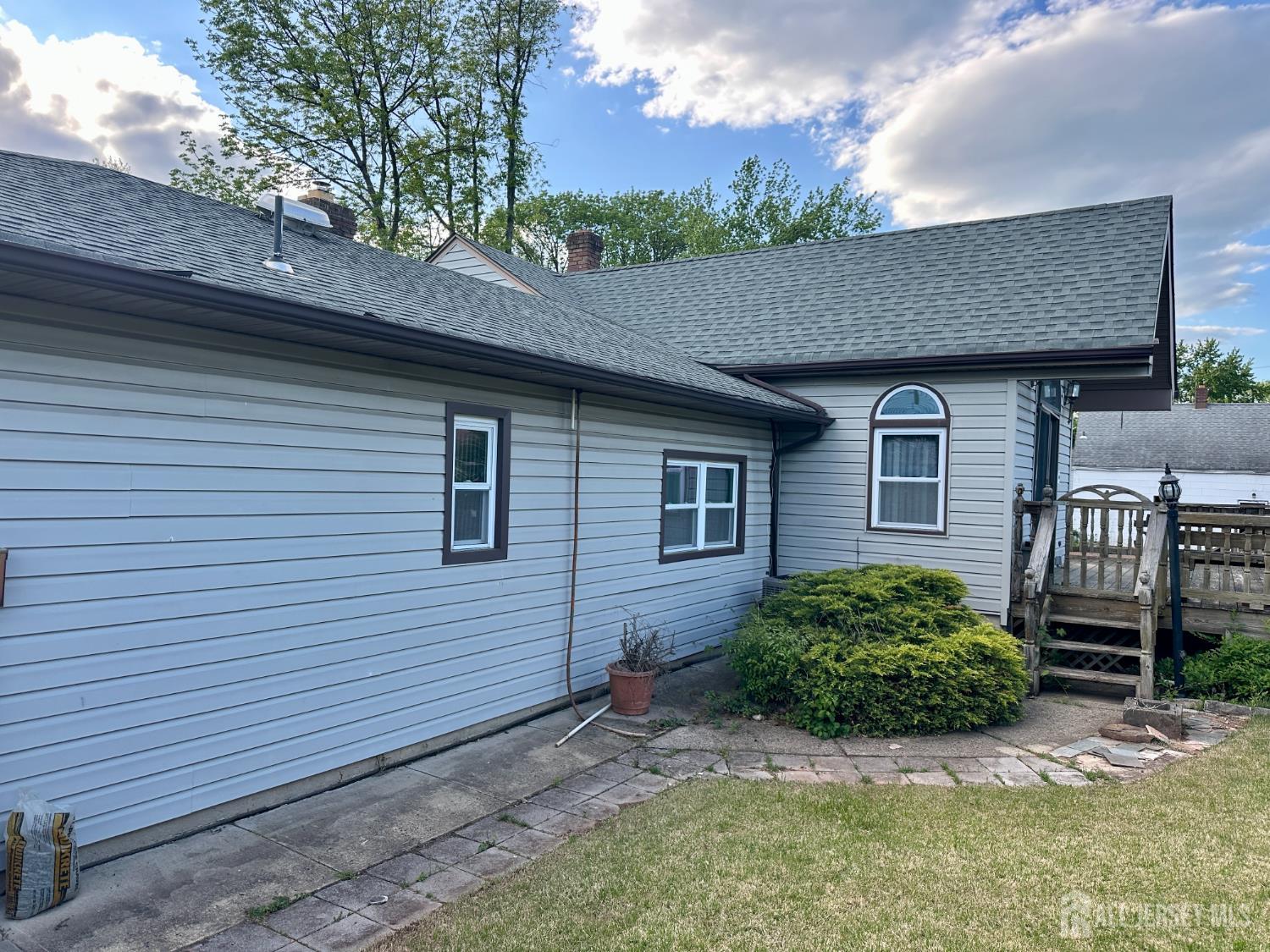 11 Demarest Pl, Piscataway, NJ 08854 photo