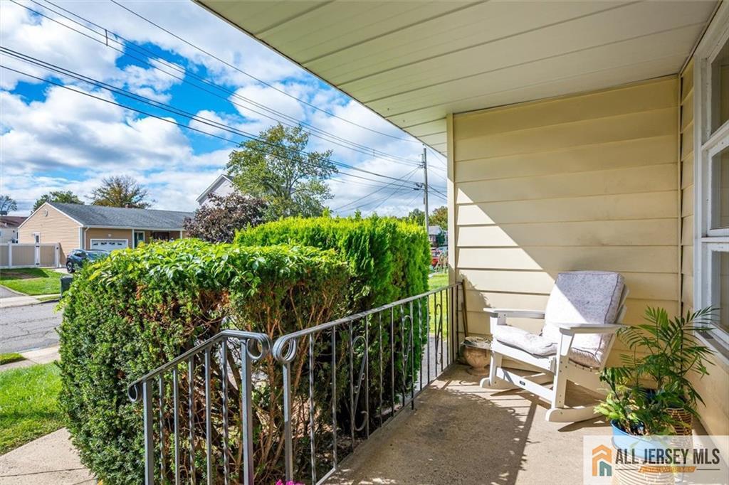 66 Preston Rd, Colonia, NJ 07067 photo
