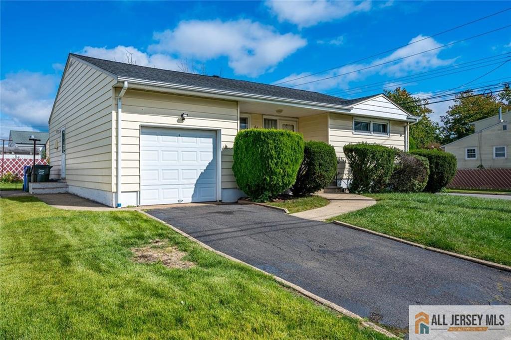 66 Preston Rd, Colonia, NJ 07067 photo