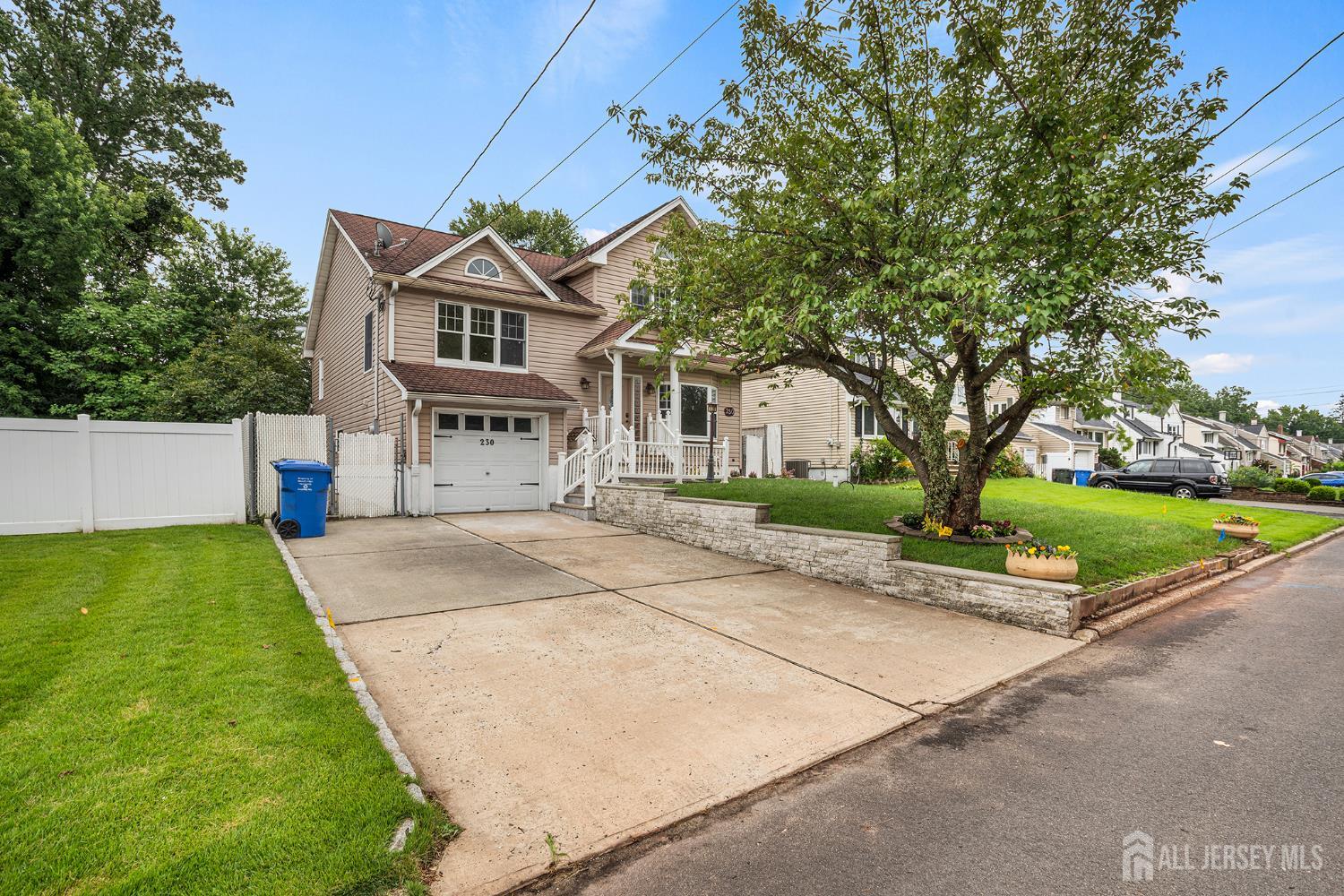 230 Mcfarlane Rd, Colonia, NJ 07067 photo