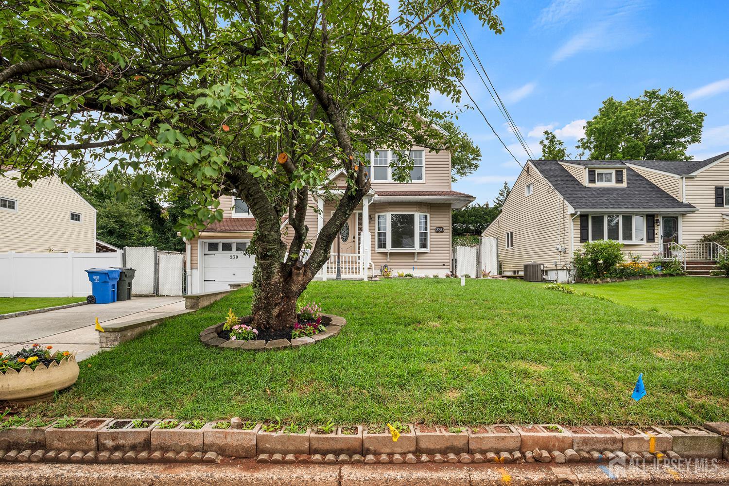 230 Mcfarlane Rd, Colonia, NJ 07067 photo