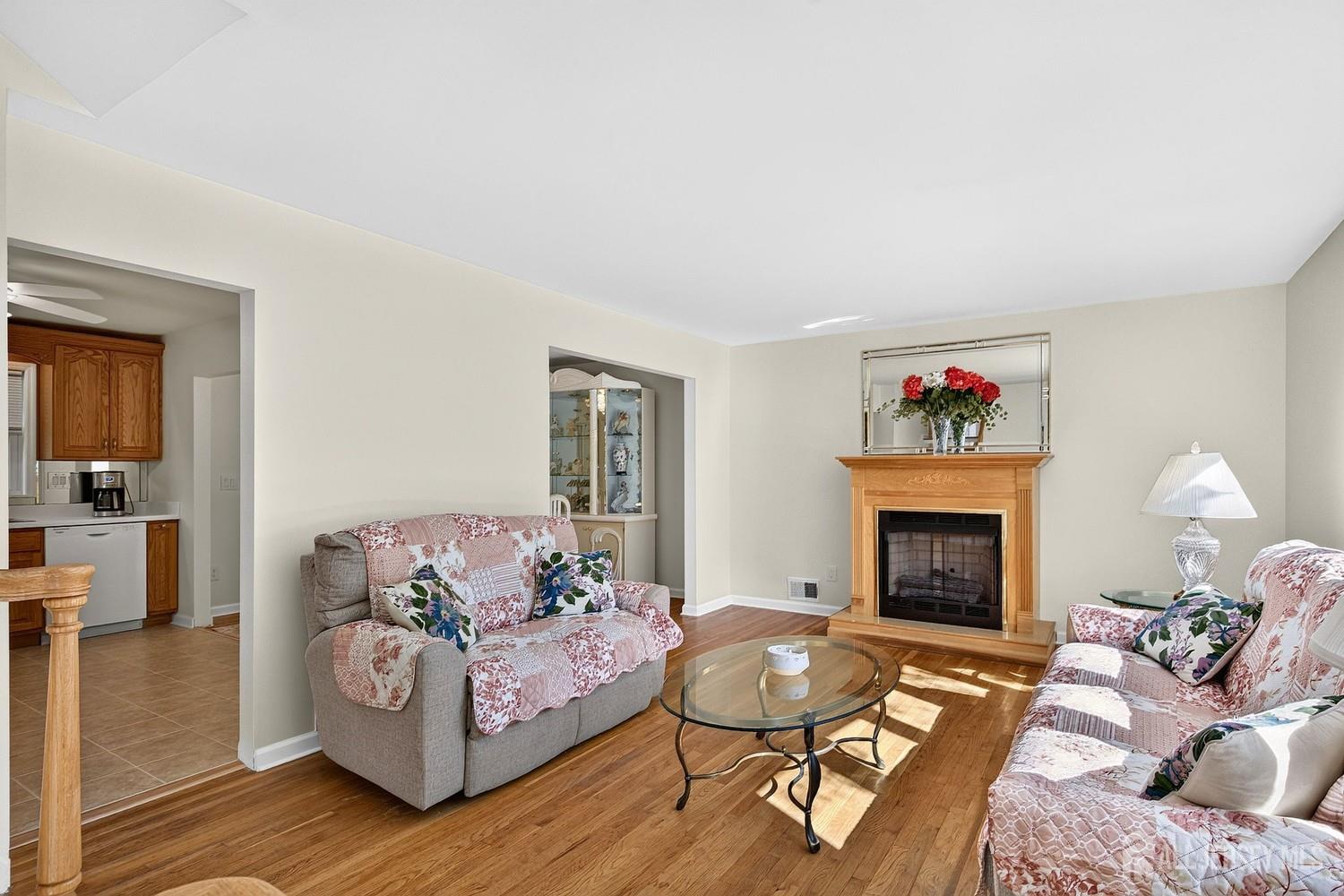 395 Cindy St, Old Bridge, NJ 08857 photo