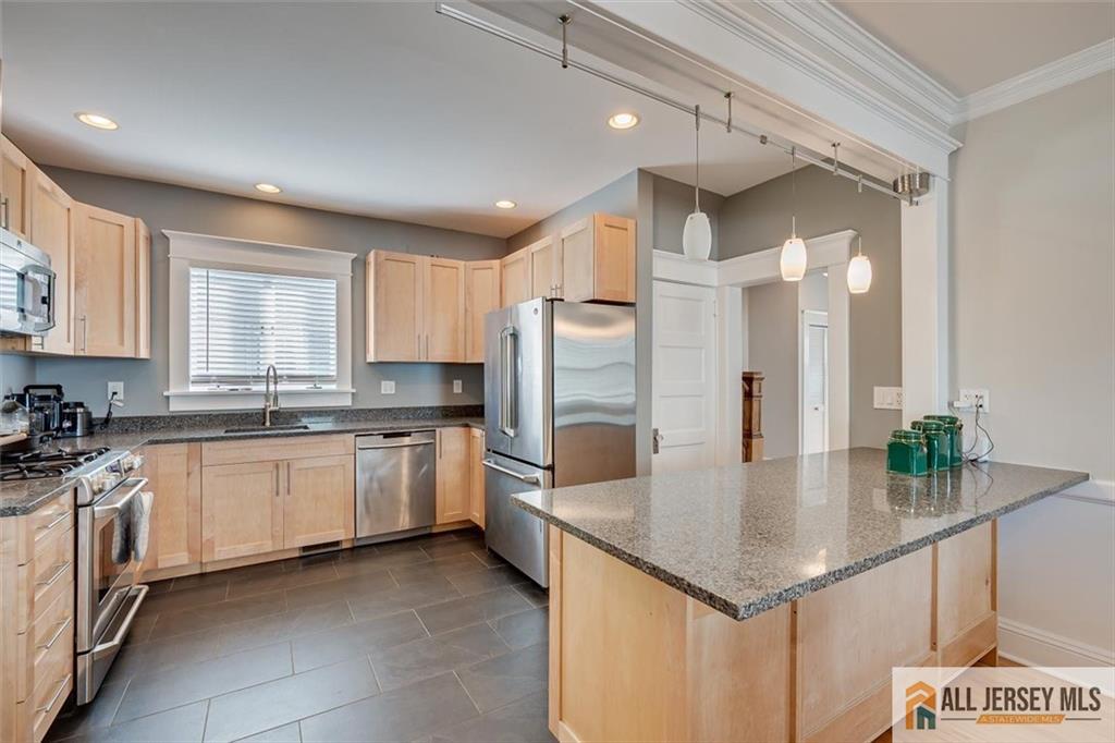 31 Riva Ave, Milltown, NJ 08850 photo