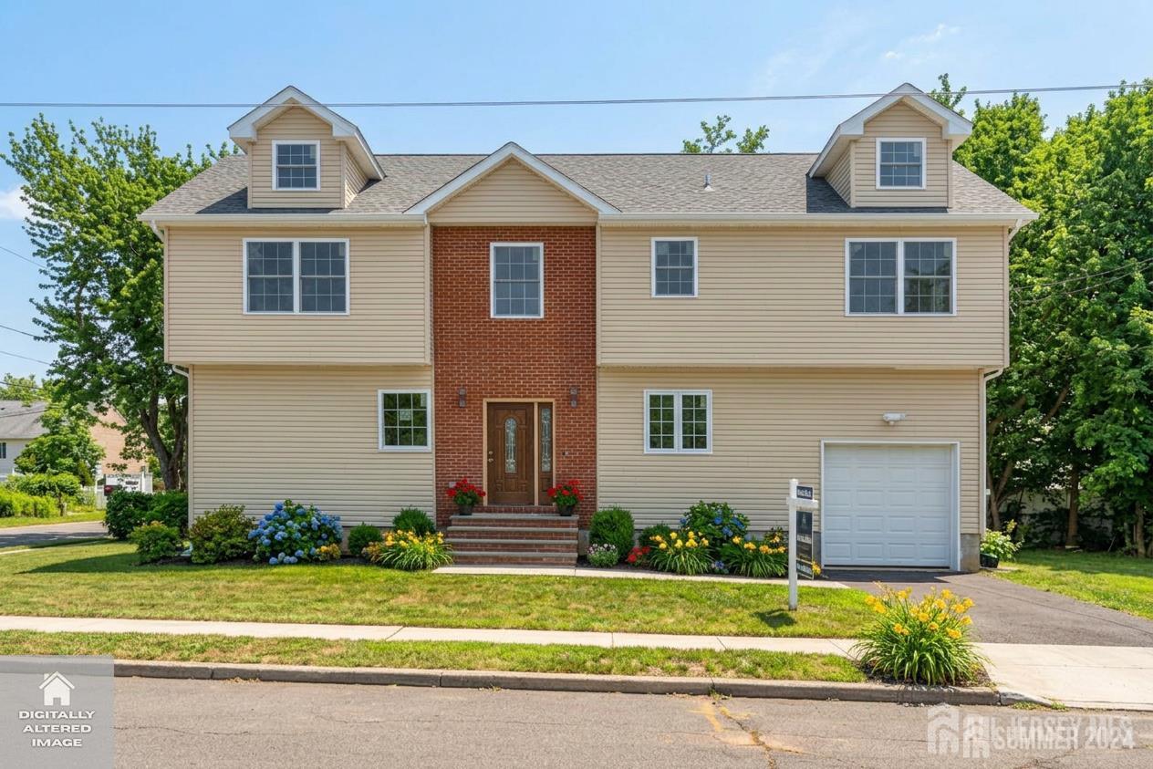 31 Davis Ave, Franklin Twsp, NJ 08873