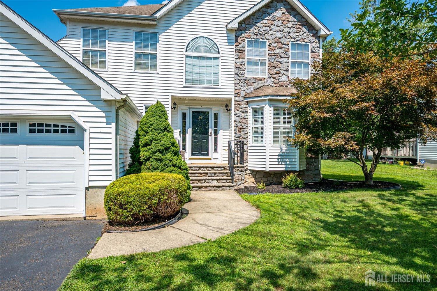 26 Brittany Way, North Brunswick, NJ 08824 photo