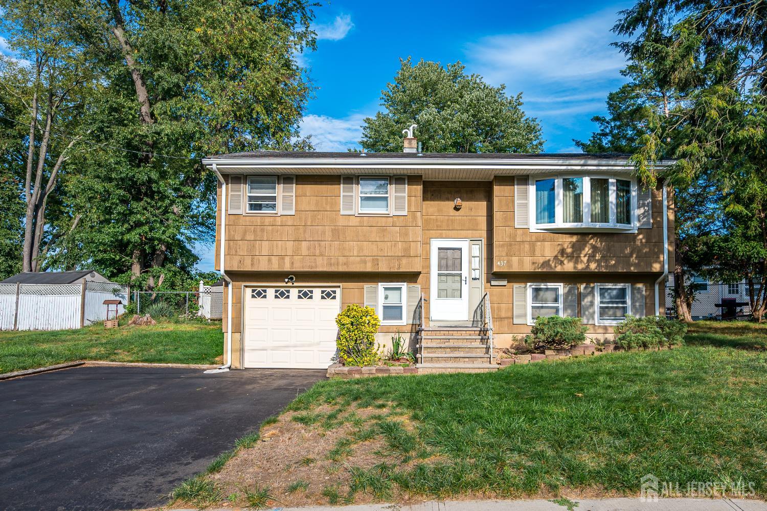 437 Evona Ave, Piscataway, NJ 08854