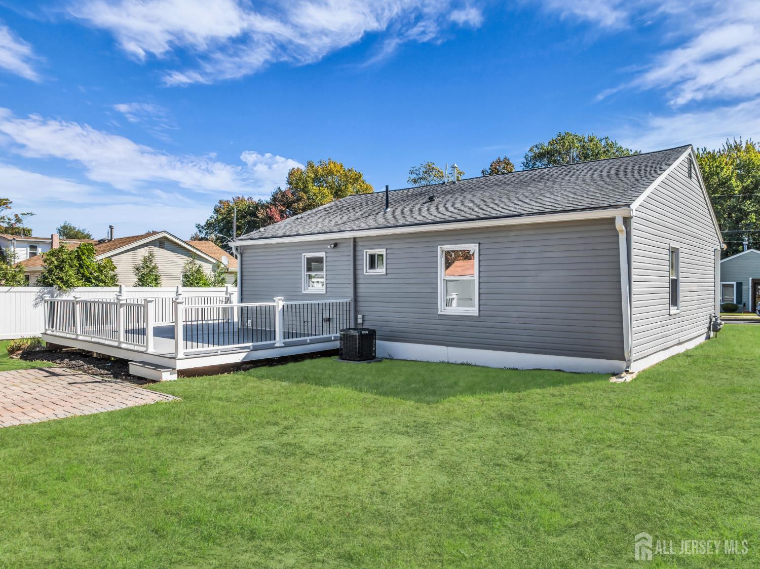 168 Milton Ave, Aberdeen, NJ 07721 photo