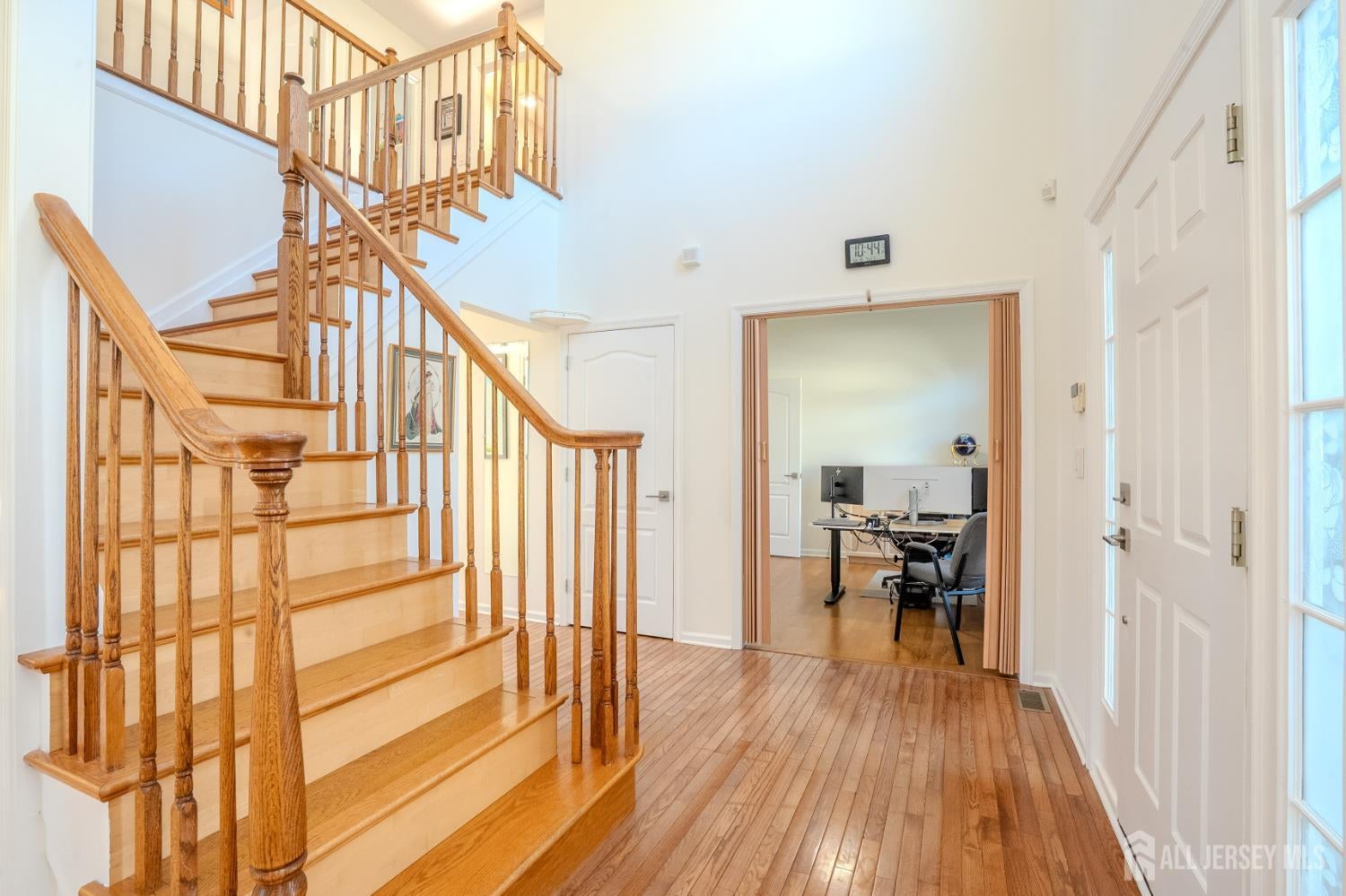 50 Kelly Way, North Brunswick, NJ 08852 photo