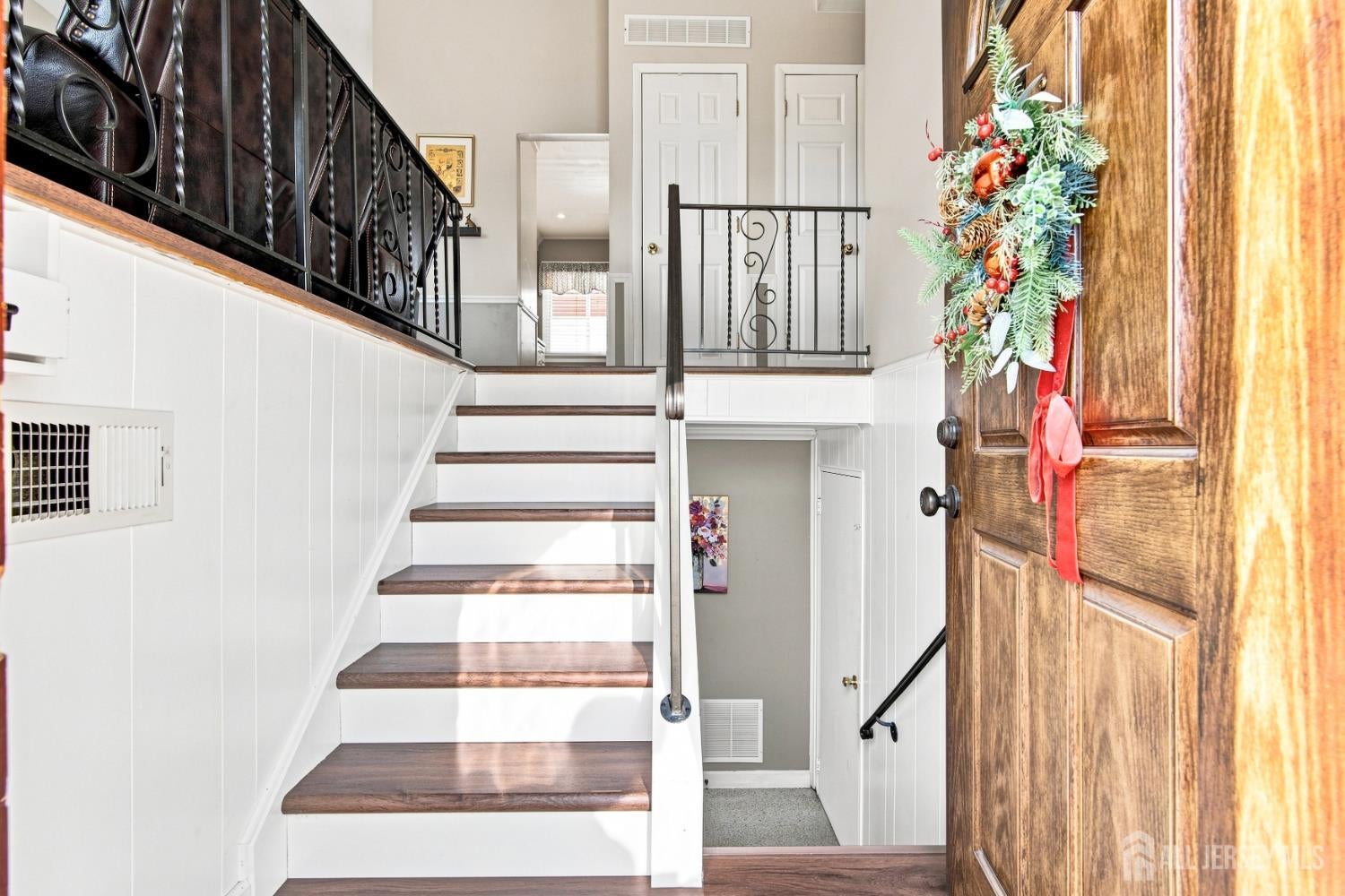 85 E Laurel St, Carteret, NJ 07008 photo
