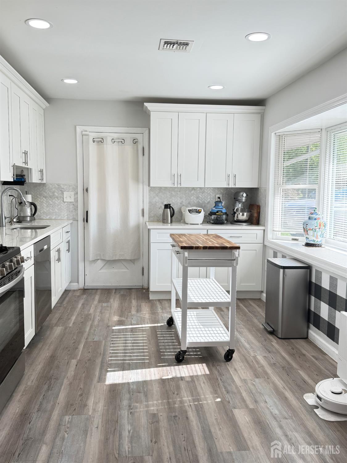67 Winthrop Rd, Edison, NJ 08817 photo