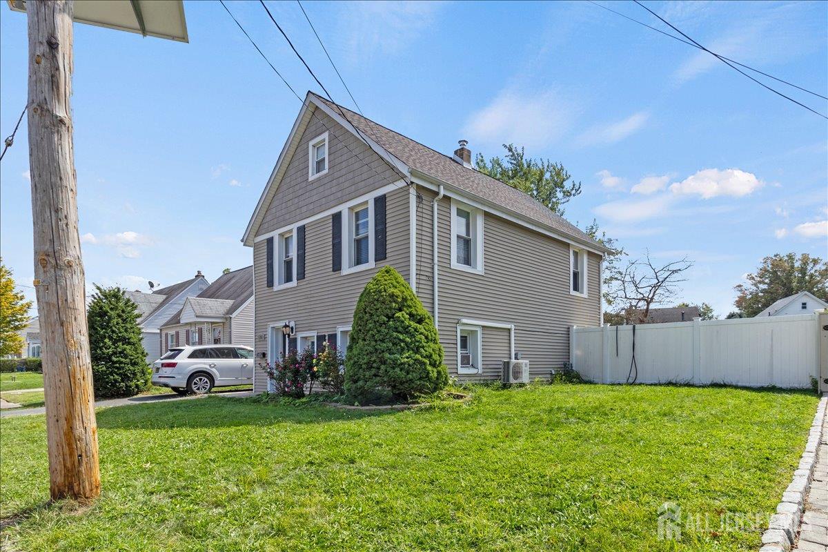 199 Grove Ave, Woodbridge Proper, NJ 07095 photo