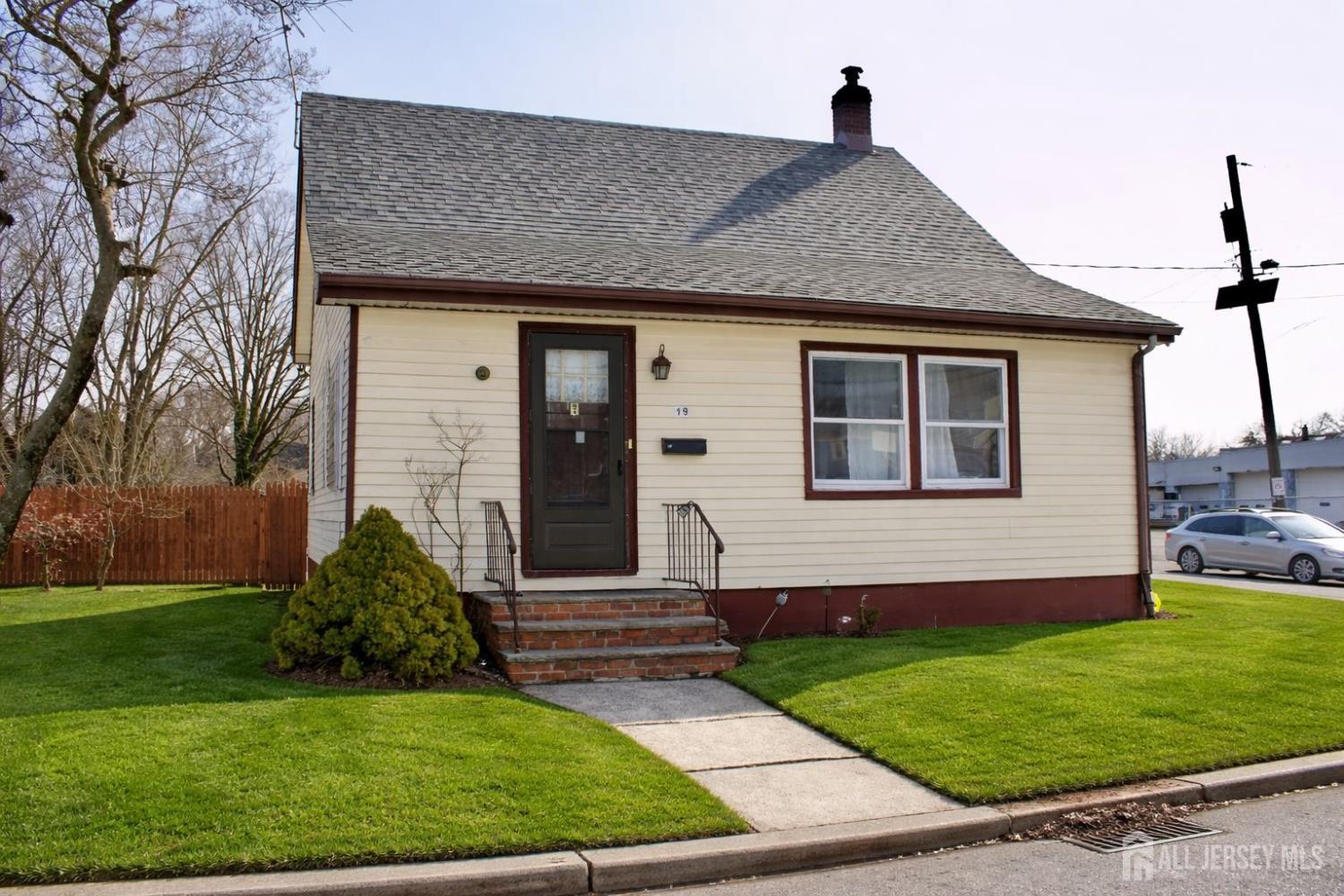 17 19 Dupont St, South Plainfield, NJ 07060