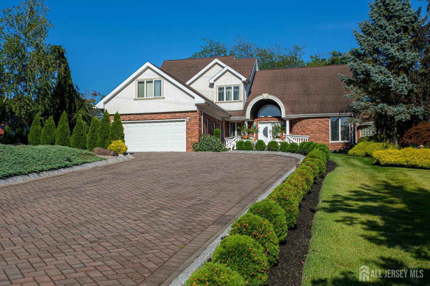 58 Miara St, Sayreville, NJ 08859