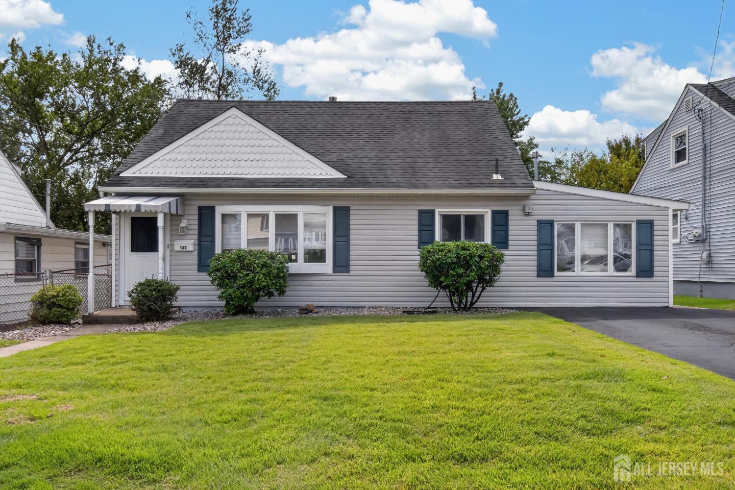 107 Cherry St, Iselin, NJ 08830