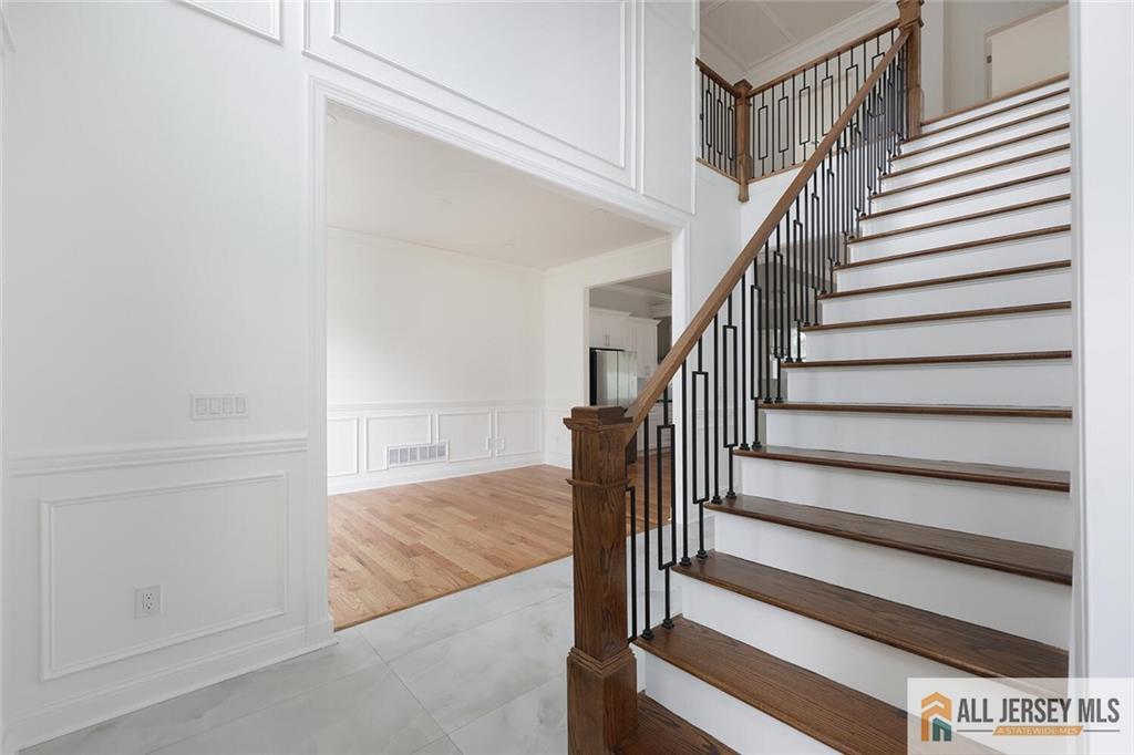 13 Richmond Rd, Edison, NJ 08817 photo