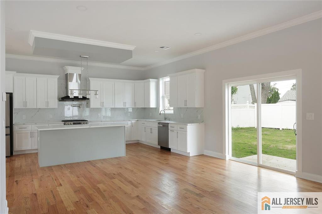 13 Richmond Rd, Edison, NJ 08817 photo
