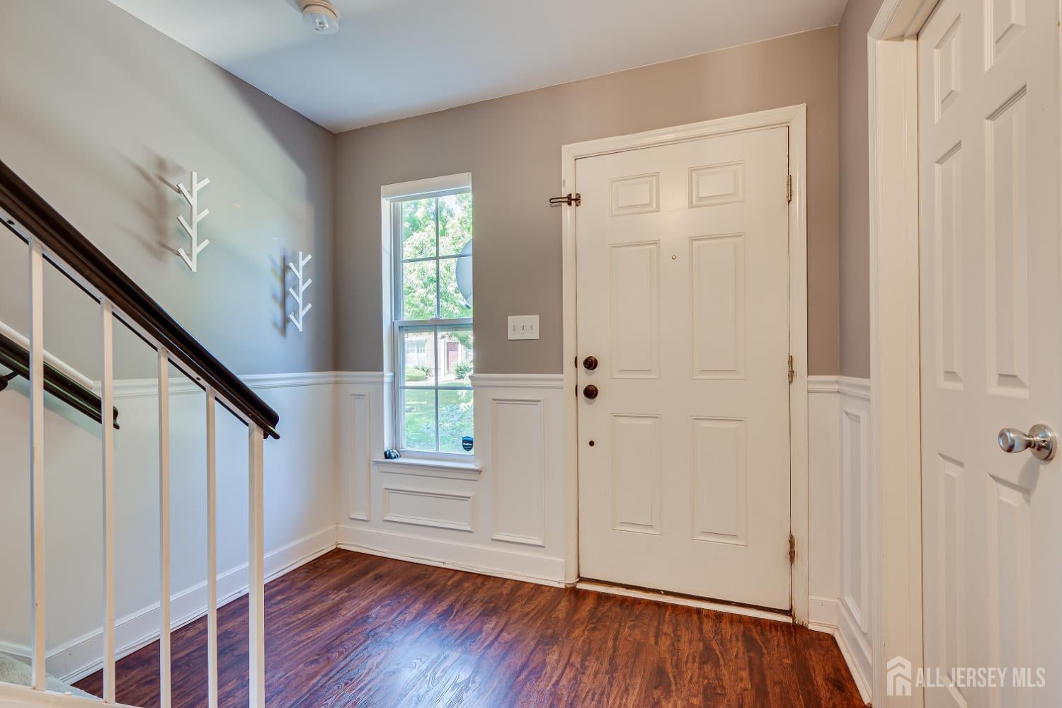 41 Rojewski Way, Parlin, NJ 08859 photo