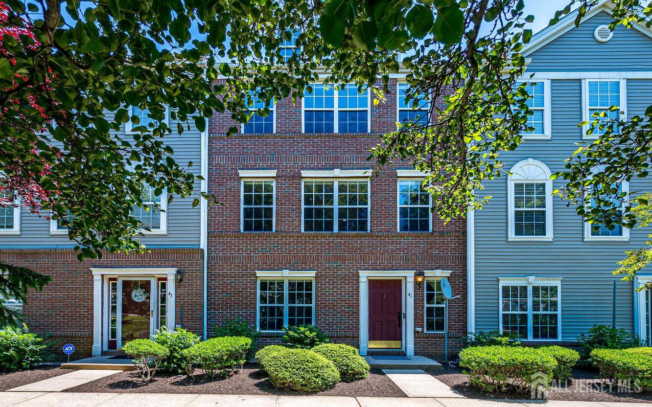 41 Rojewski Way, Parlin, NJ 08859 photo