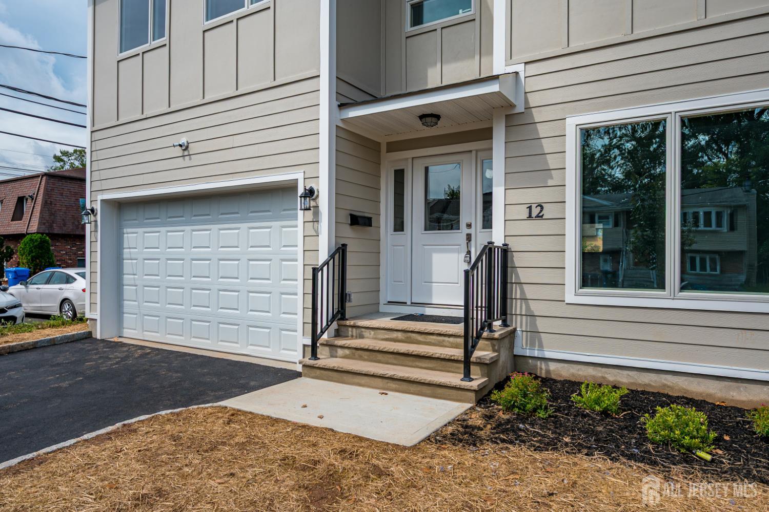 90 S Hyde Ave, Iselin, NJ 08830 photo