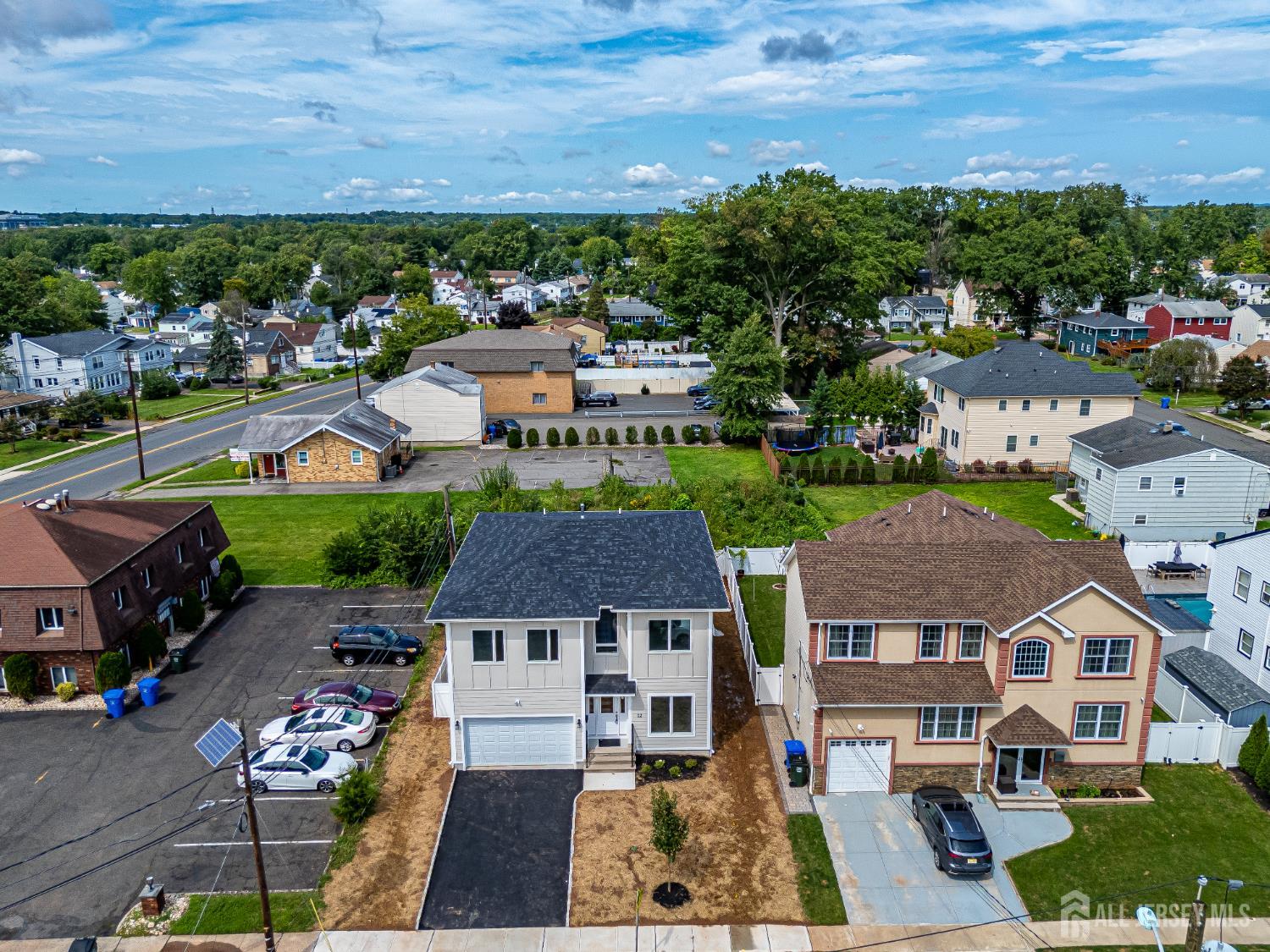 90 S Hyde Ave, Iselin, NJ 08830 photo