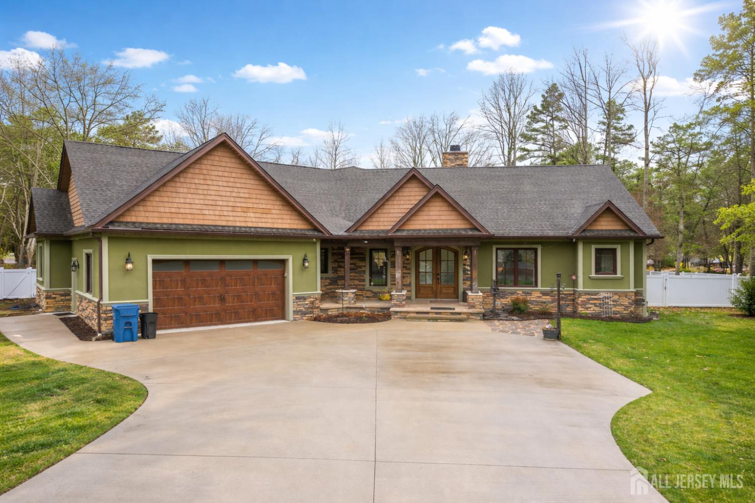 94 Pleasant Grove Rd, Jackson, NJ 08527