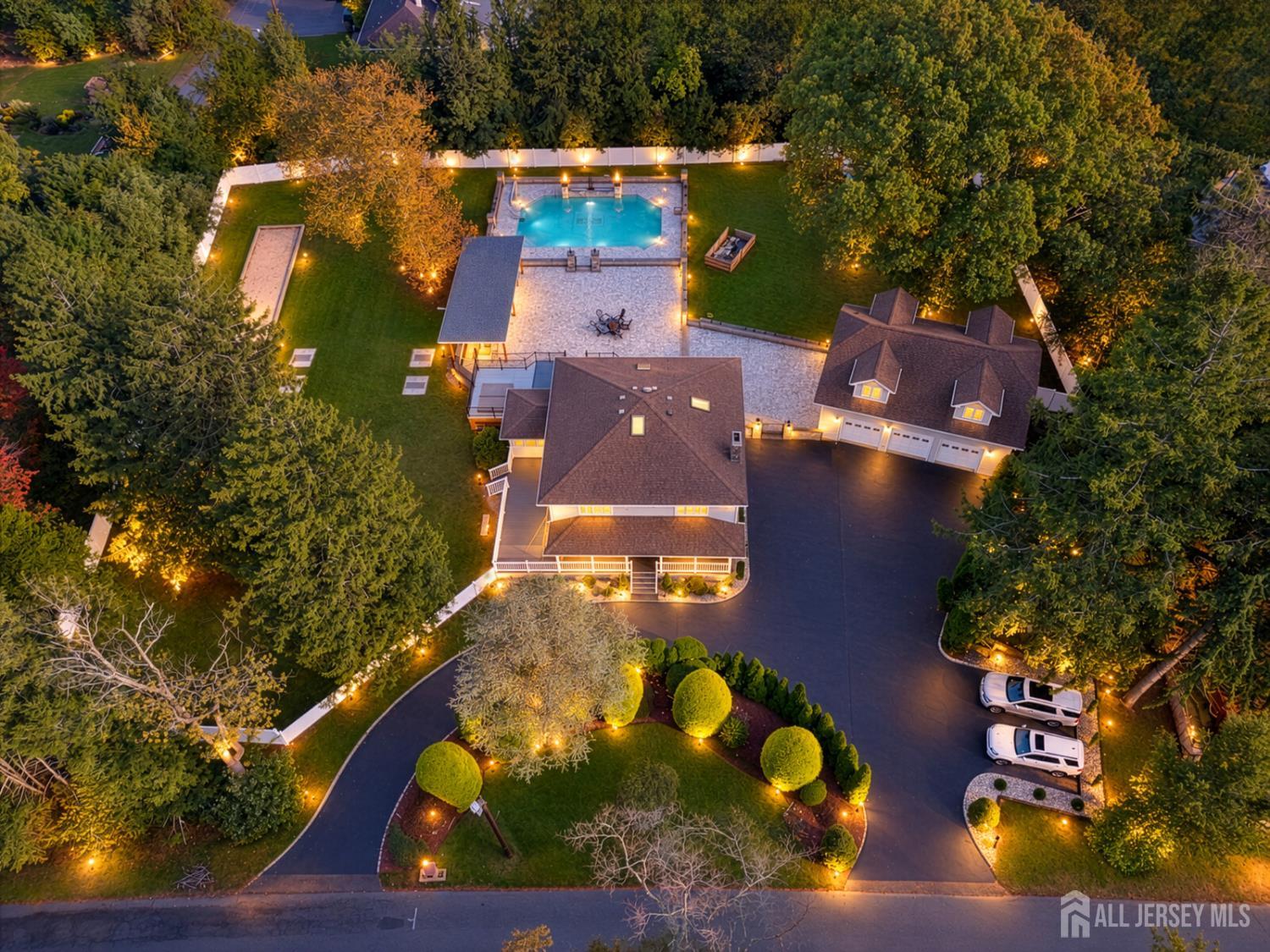 24 Marlboro St, Morganville, NJ 07751