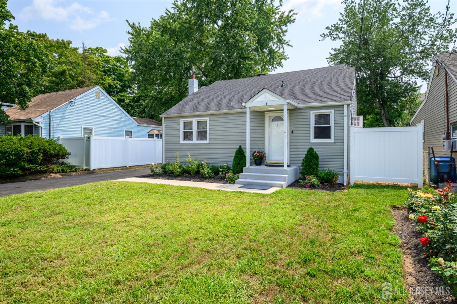 6 Avenue A, Helmetta, NJ 08828 photo