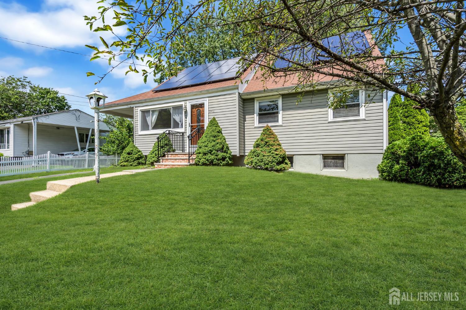 341 Middle Rd, Hazlet, NJ 07730