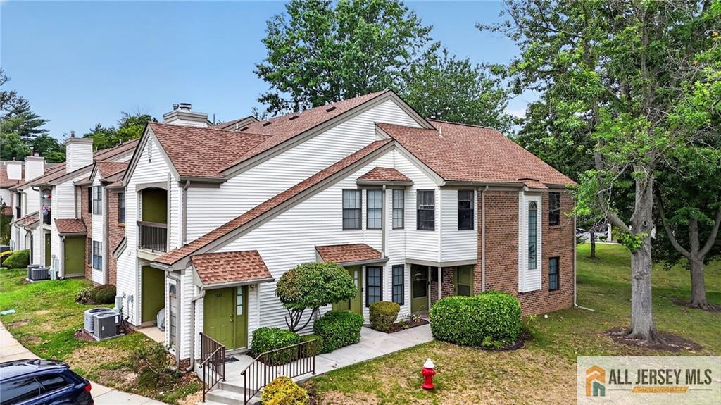 1914 Bayhead Dr, Parlin, NJ 08859