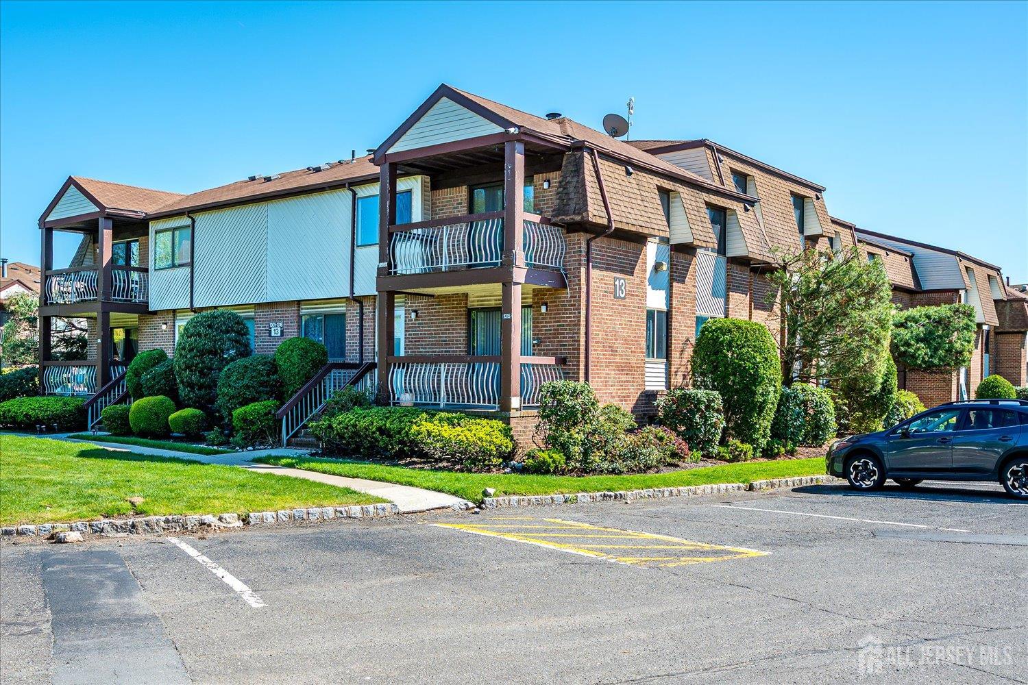 1315 Edison Gln #TERRACE, Edison, NJ 08837 photo