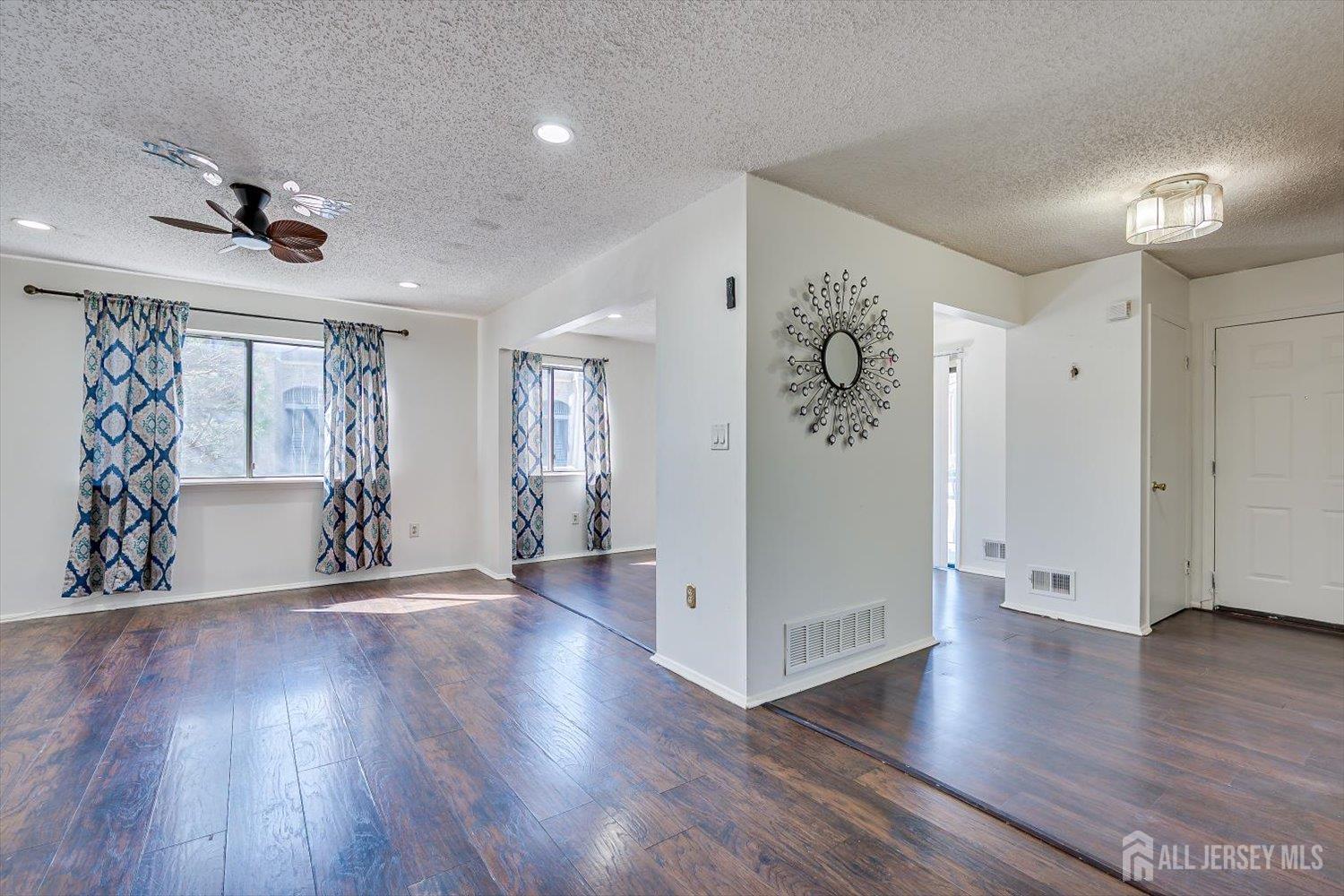 1315 Edison Gln #TERRACE, Edison, NJ 08837 photo