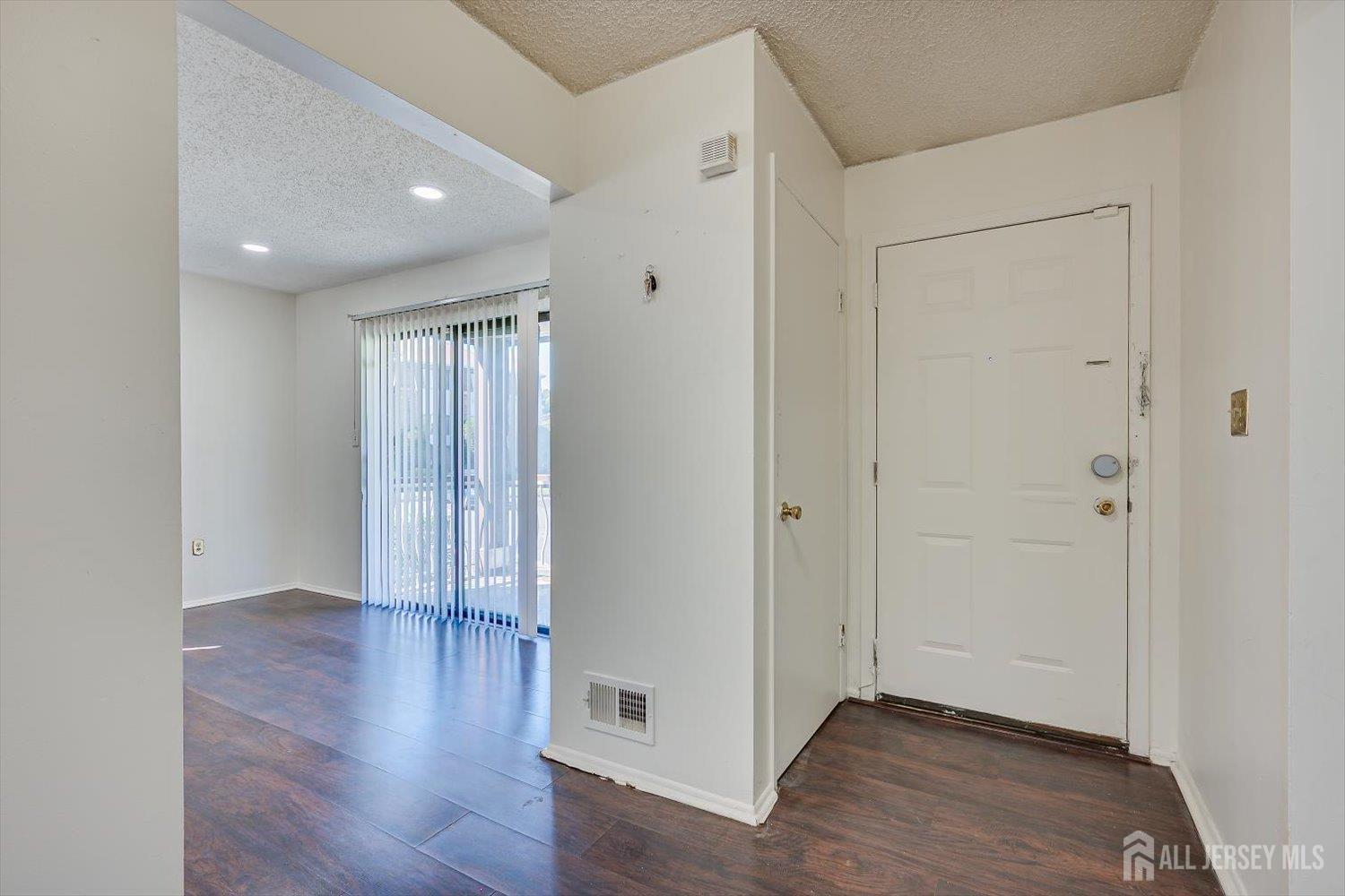 1315 Edison Gln #TERRACE, Edison, NJ 08837 photo