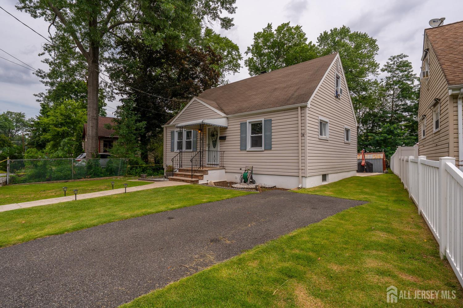 225 Linden Ave, Rahway, NJ 07065 photo